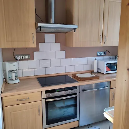 Monteurwohnung Mit Garten 6 Personen Apartment *
